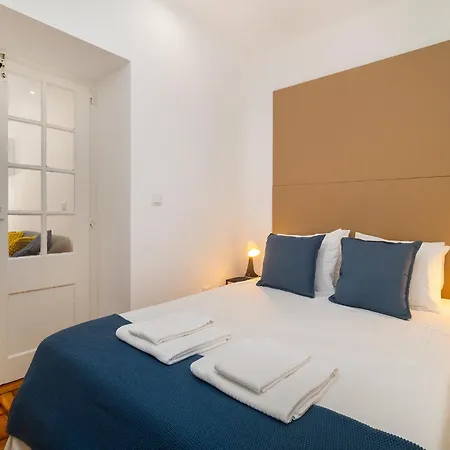 Liberty Avenue 리스본